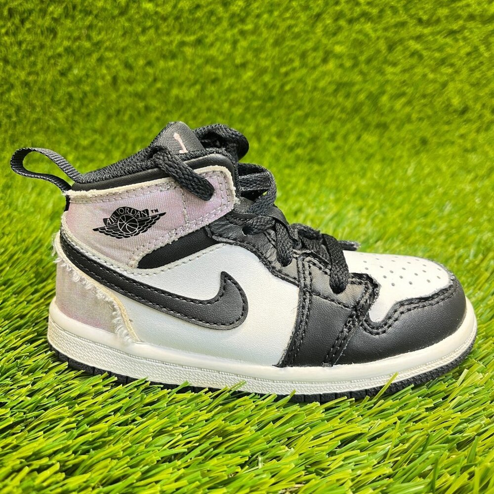 Nike Air Jordan 1 Mid Zen Master Boys Size 8C White Black Athletic Shoes Sneaker